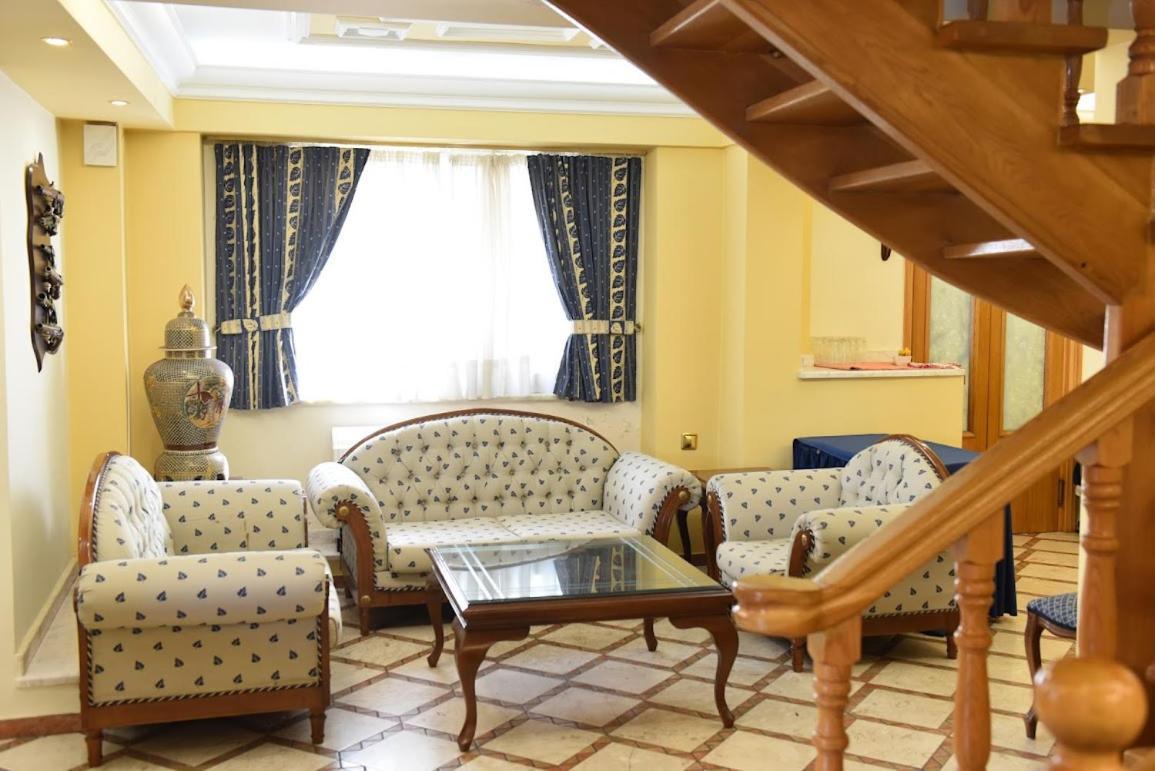 Aiolis Hotel Kastoria Buitenkant foto
