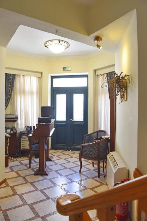 Aiolis Hotel Kastoria Buitenkant foto